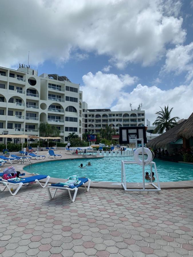 Apartament Ocean View Aquamarina Cancún Zewnętrze zdjęcie